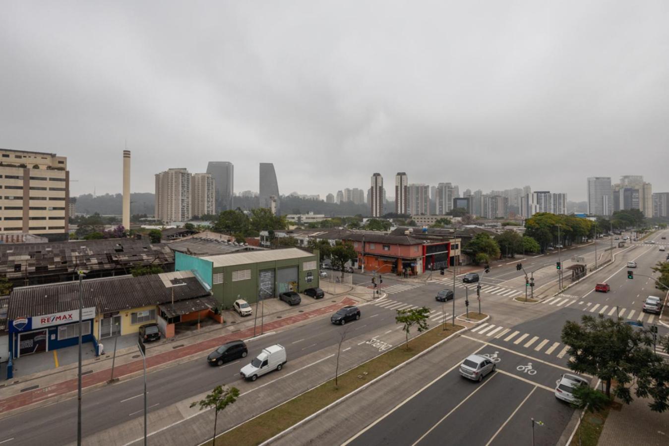 360 Nacoes Unidas Apartamento *